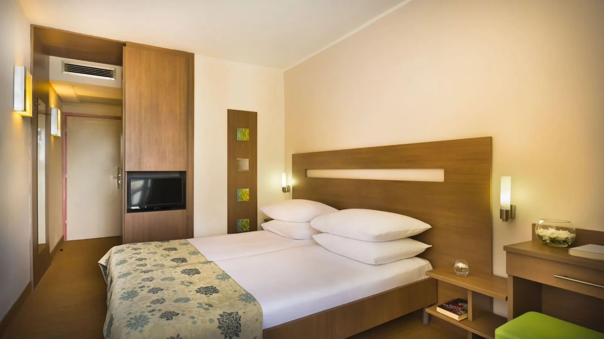 Miramar Sunny Hotel By Valamar Rabac 3*,  Croatia